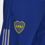 GU1904_on-model_detail-1_transparent_-_2000x2000