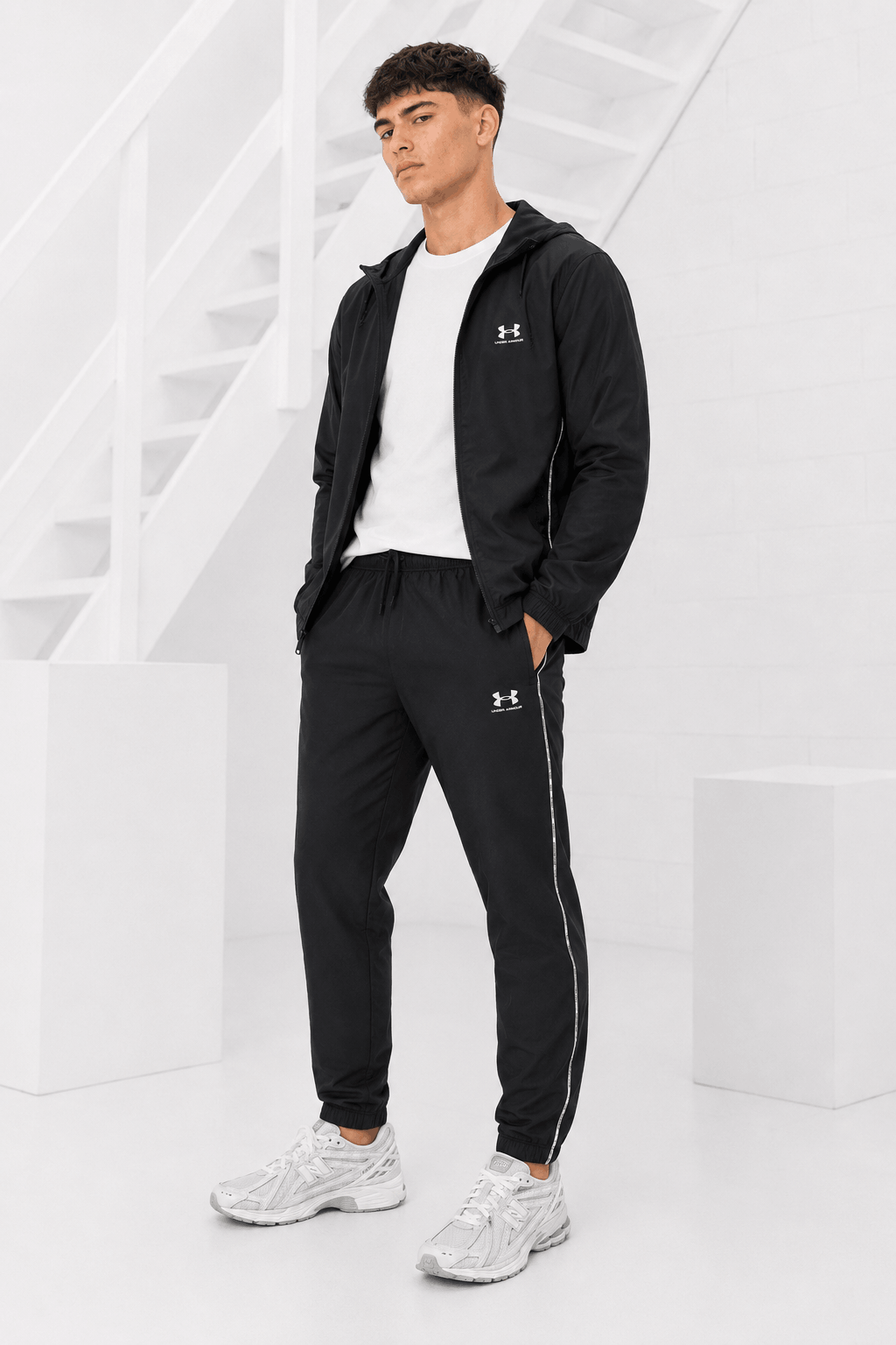 Under Armour Challenger Pro Trainingspak Heren Zwart/Wit - Maat L - Kleur: Zwart | Soccerfanshop