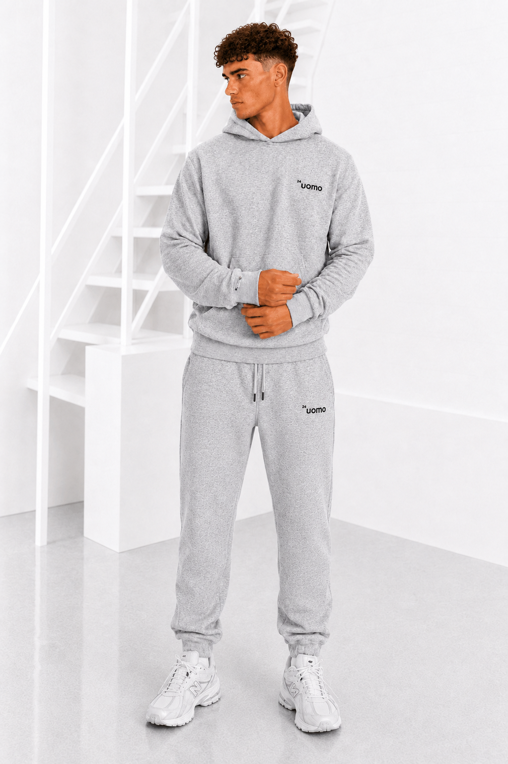 24 Uomo Basic Trainingspak Heren Grijs - Maat XXL - Kleur: Grijs | Soccerfanshop
