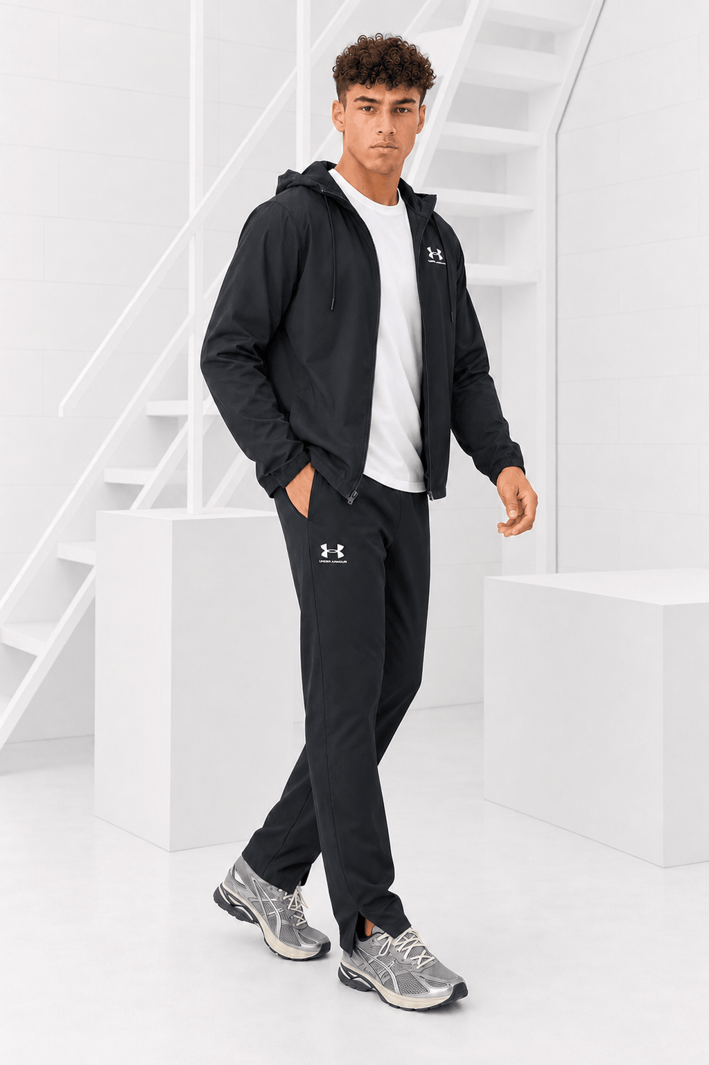 Under Armour Rival Woven Windbreaker Trainingspak Heren Zwart - Maat M - Kleur: Zwart | Soccerfanshop