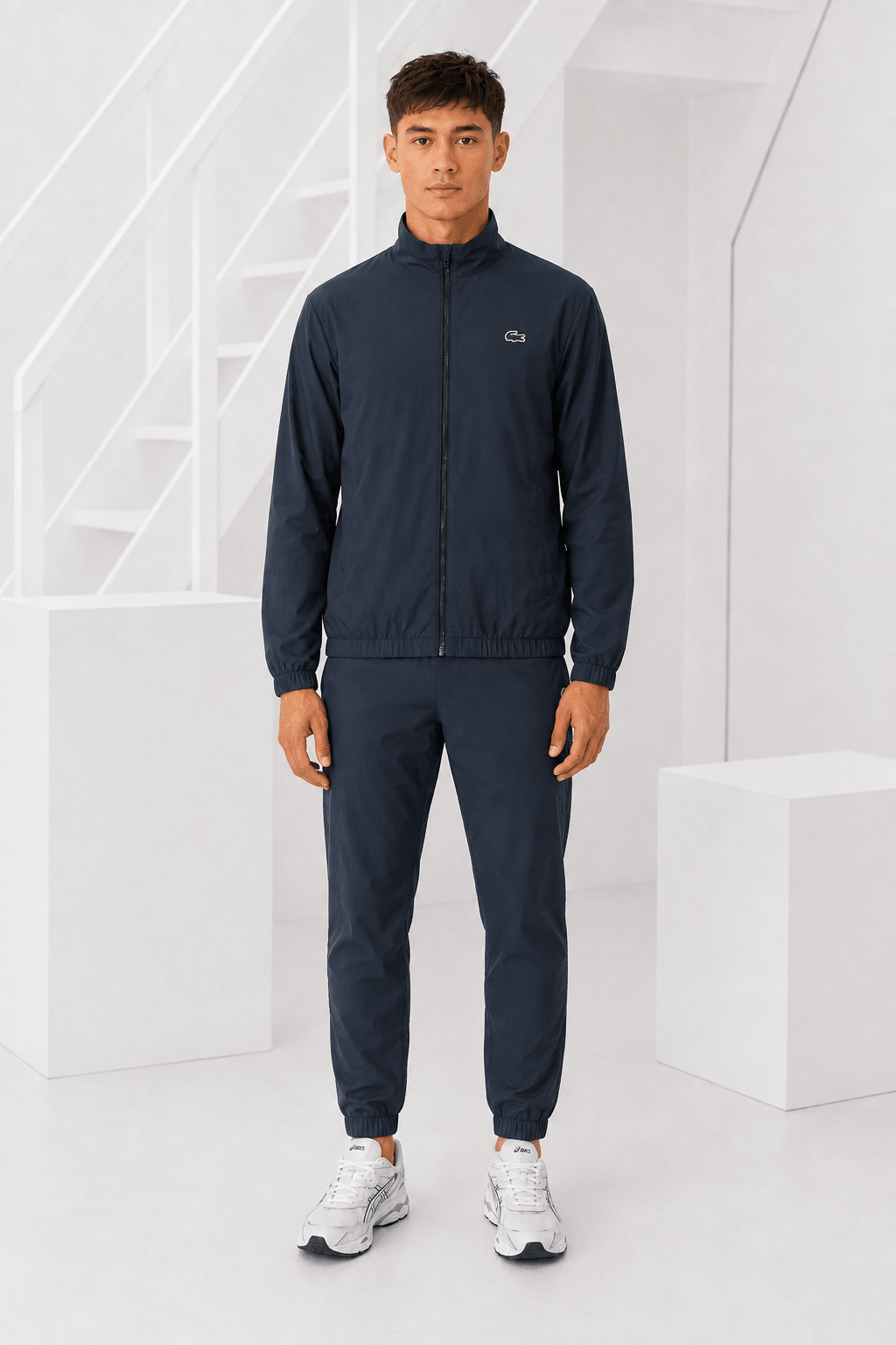 Lacoste Waterafstotend Sporttrainingspak Heren Donkerblauw - Maat M - Kleur: Donkerblauw | Soccerfanshop