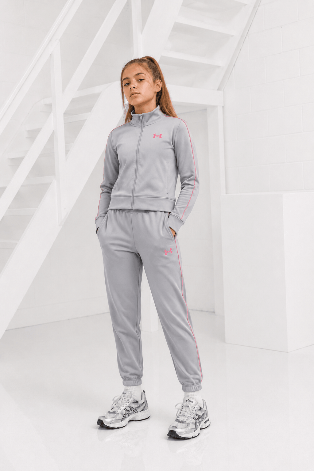 Under Armour Icon Knit Crop Meisjes Trainingspak Kids Grijs - Maat 164 - Kleur: LichtgrijsRoze | Soccerfanshop