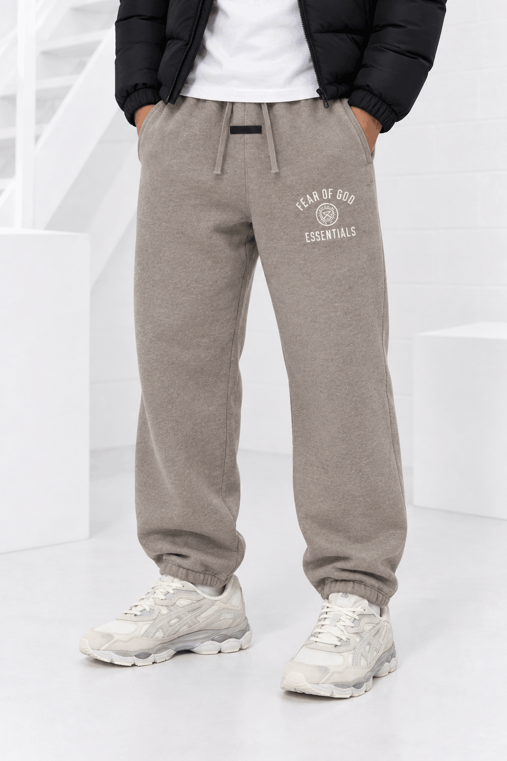 Fear Of God Essentials Heavy Fleece Sweatpants Heren Grijs - Maat XS - Kleur: Gebroken WitGrijs | Soccerfanshop