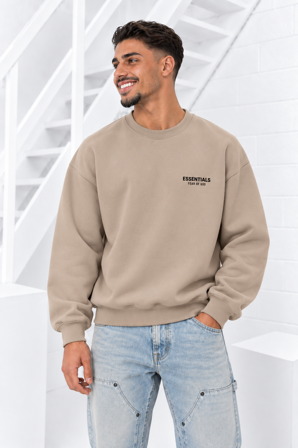 Fear Of God Essentials Sweater Crew Heren Sand - Maat XL - Kleur: BeigeZwart | Soccerfanshop
